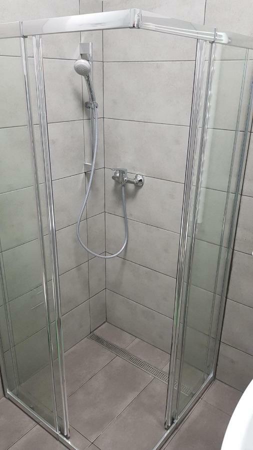 Apartament Nr 15 - 2 Pokoje Z Prywatnymi Lazienkami Centrum Poznan Poznań Exterior foto